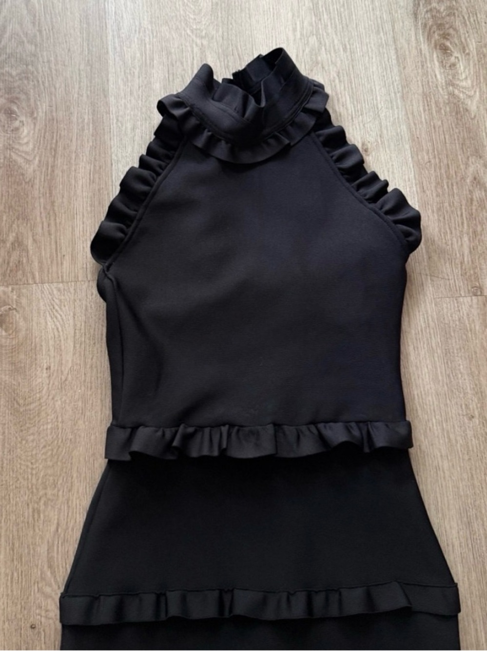 REVOLVE Elliatt Theatrical Gown ruffle detail mock neck mermaid maxi dress XS - Picture 10 of 11